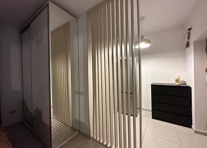 Fundeni House 250c アパート ブカレスト